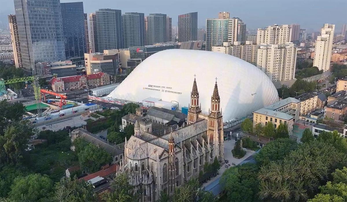 The World’s Largest Inflatable Dome Installed in Jinan, China