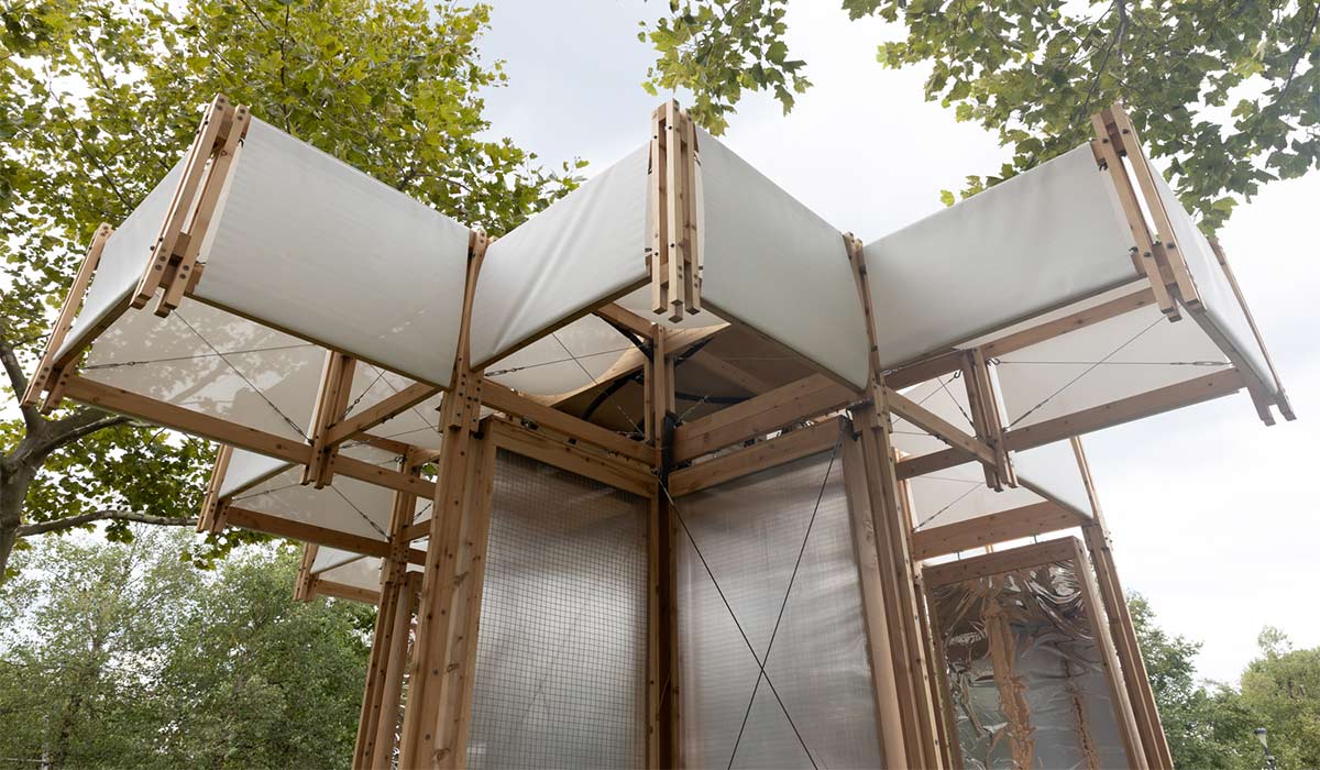 Innovative wooden and fabric structures for urban cooling and mitigating heat effects in urban environments.