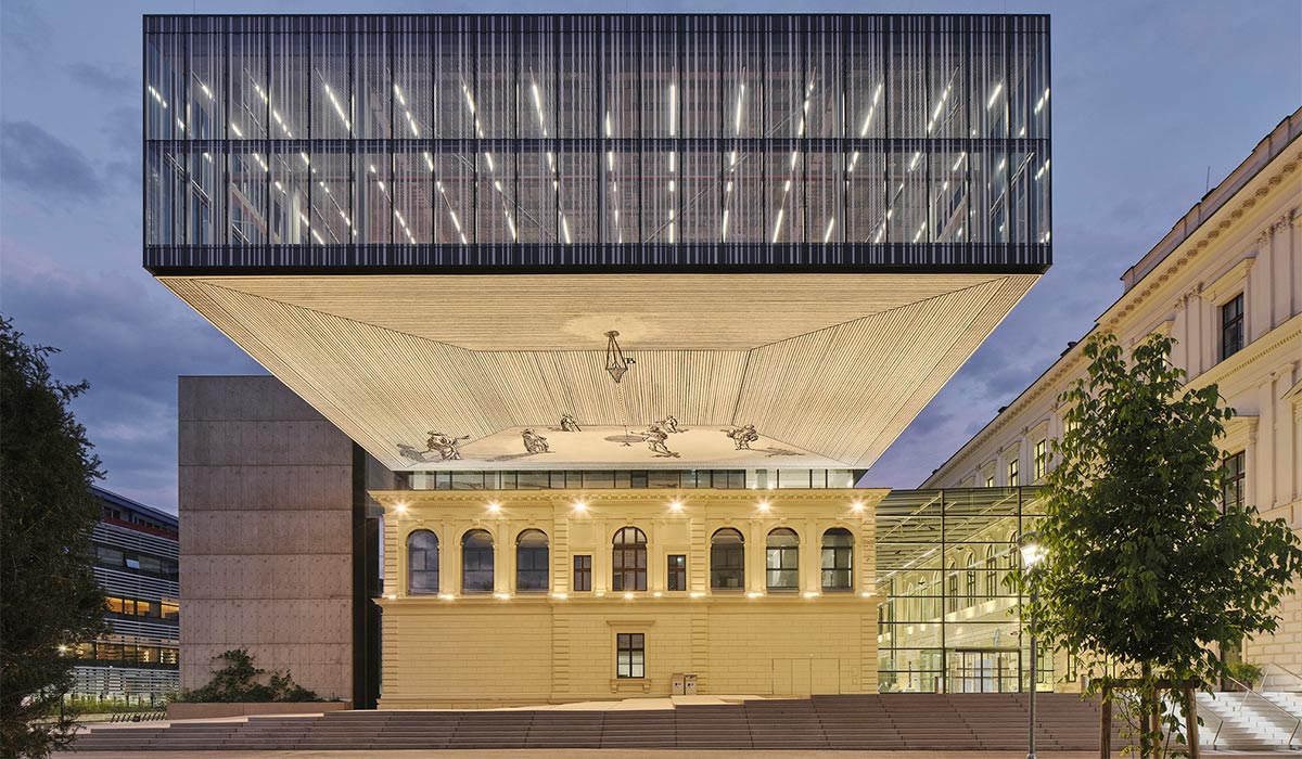 نوسازی انرژی‌محور ساختمان با بهبود بهره‌وری انرژی و حفظ ارزش تاریخی